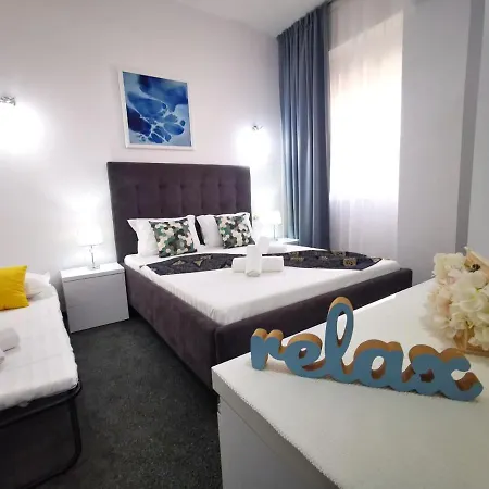 Vila Roxy Pe Plaja Belona Гостевой дом *