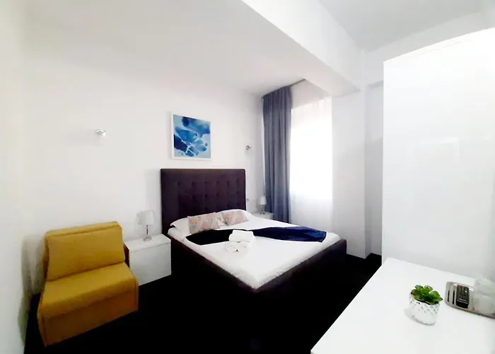 Vila Roxy Pe Plaja Belona *