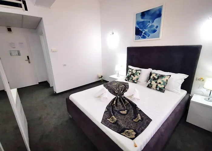 Vila Roxy Pe Plaja Belona Pensiune *